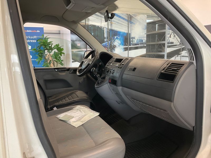 Volkswagen T5 Transporter 1.9 TDI Kasten — zdjęcie 3