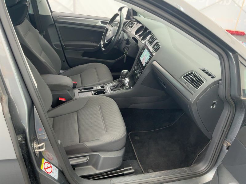 Volkswagen Golf VII 1.4 TSI Comfortline BlueMotion Tech — zdjęcie 11
