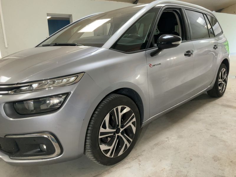 Citroen C4 Grand Spacetourer 1.5 Blue-HDi Rip Curl — zdjęcie 2