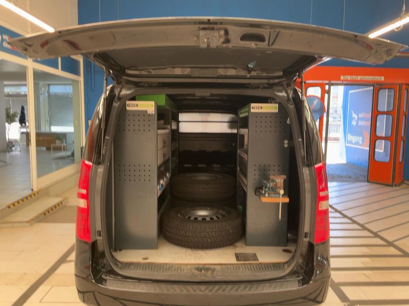 Hyundai H1 2.5 CRDi Cargo Profi — zdjęcie 10
