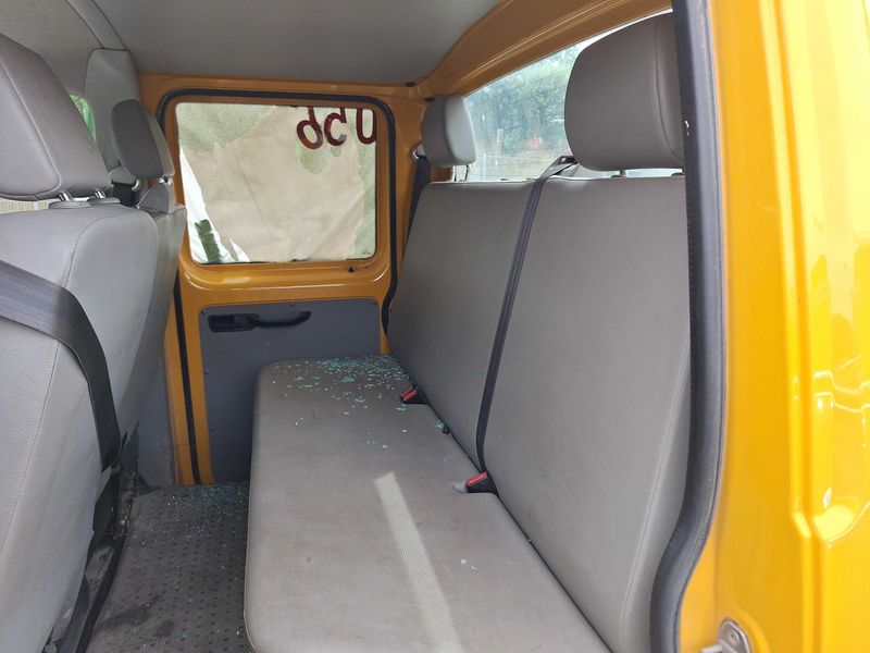 Volkswagen T5 Transporter 2.0 TDI Pritsche Doppelkabine — zdjęcie 13