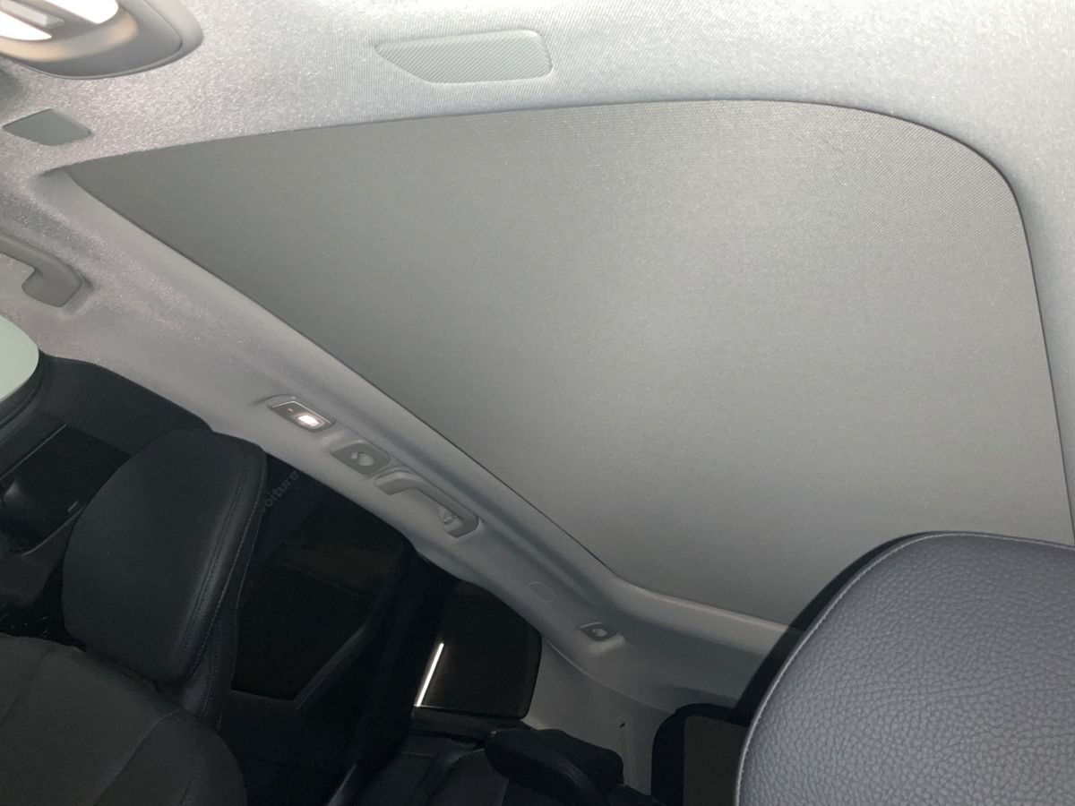 Volvo XC60 2022 — photo 31