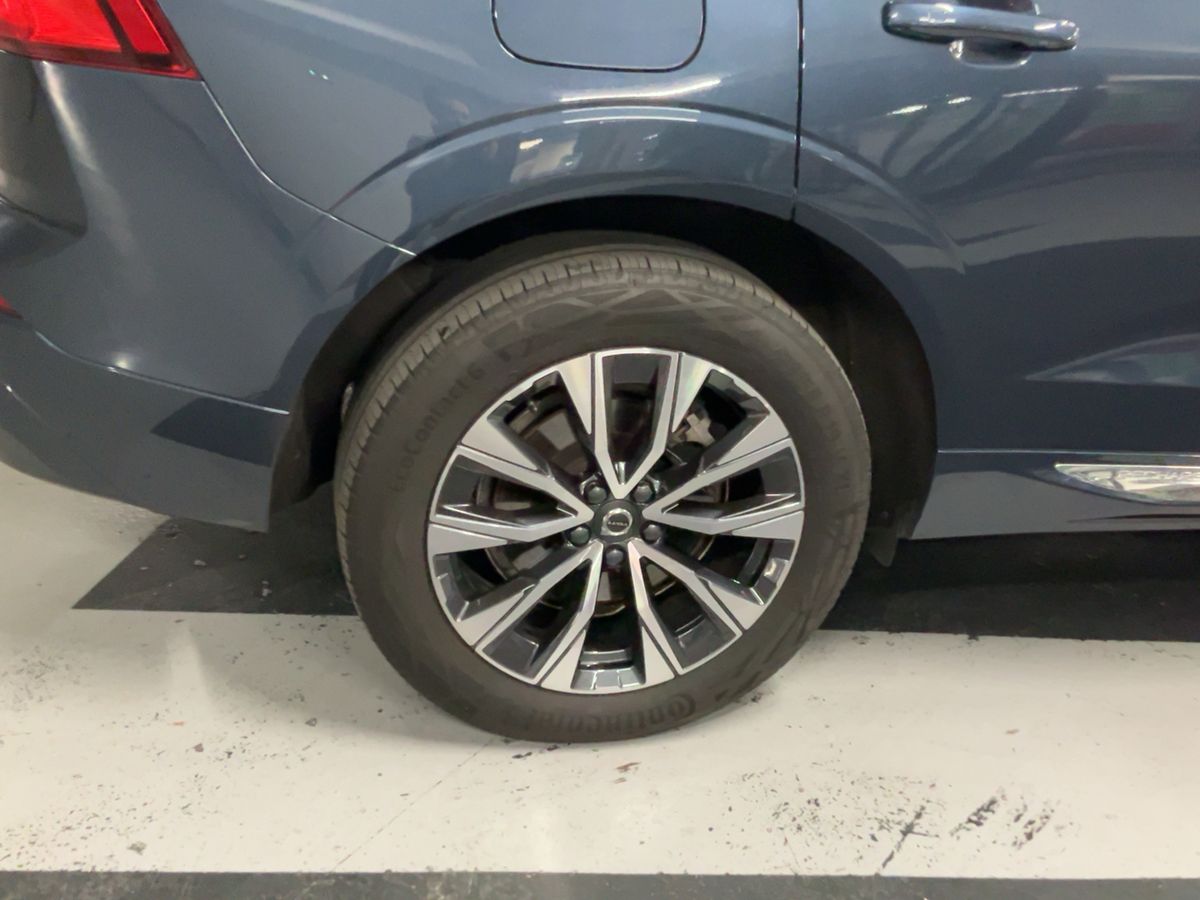 Volvo XC60 2022 — photo 10