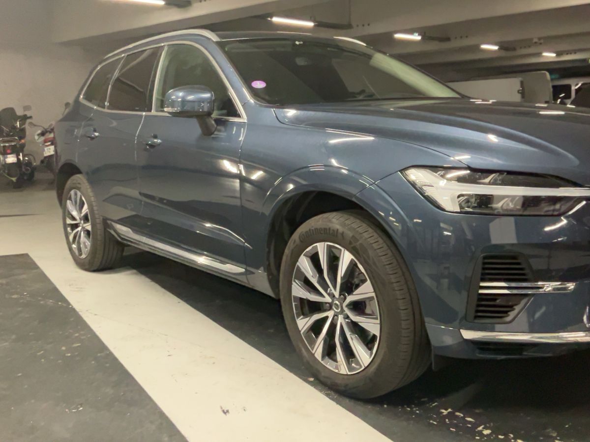 Volvo XC60 2022 — photo 13
