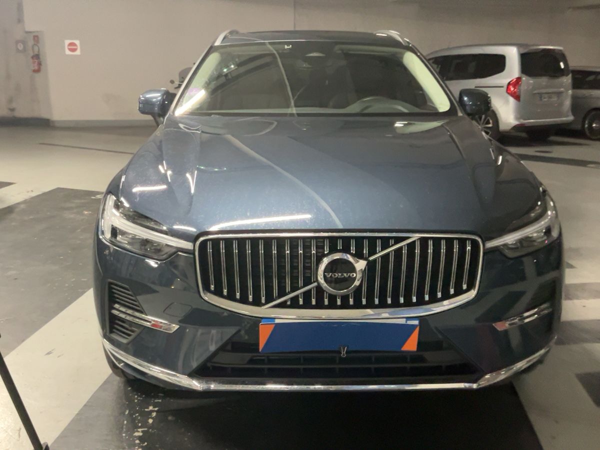 Volvo XC60 2022 — photo 15