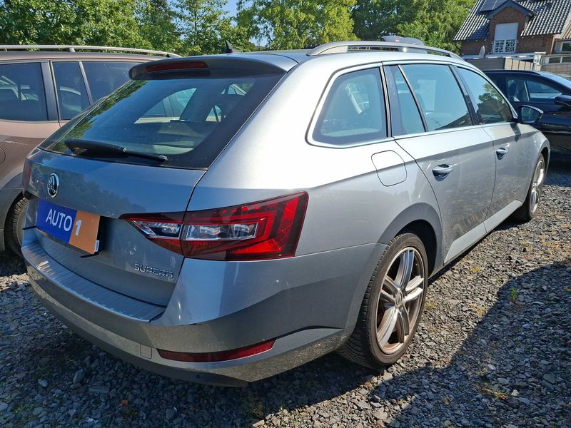 Skoda Superb 1.4 TSI ACT Ambition — zdjęcie 5