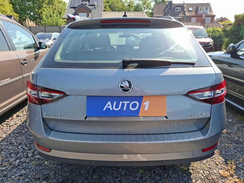 Skoda Superb 1.4 TSI ACT Ambition — zdjęcie 4