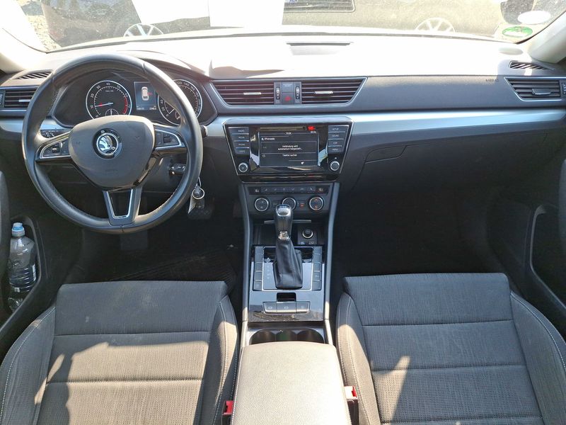 Skoda Superb 1.4 TSI ACT Ambition — zdjęcie 11