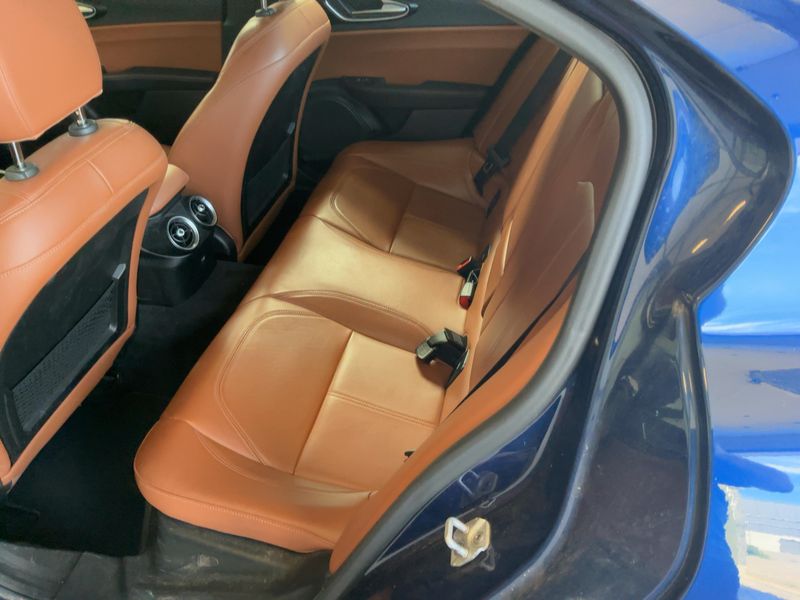 Alfa Romeo Giulia 2.2 JTDM Super — zdjęcie 14
