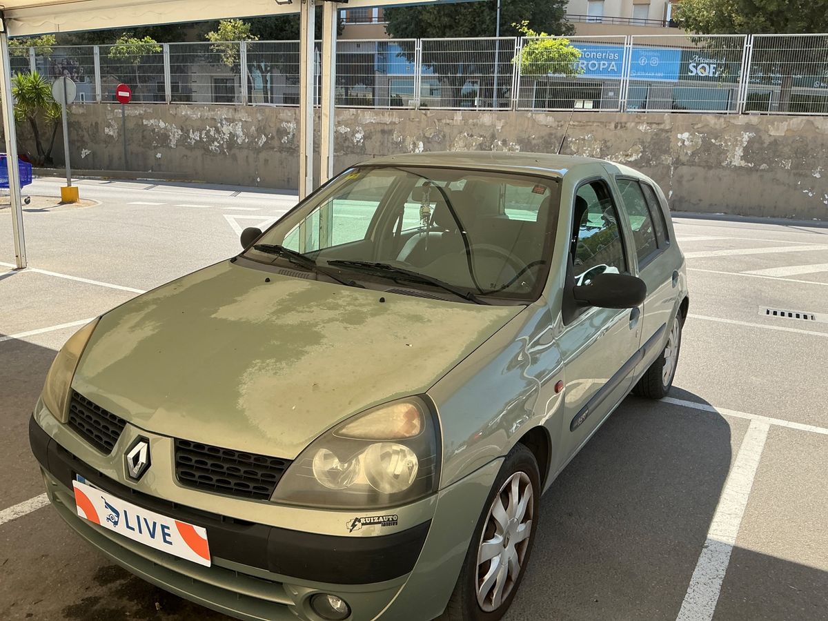 Renault Clio 2002