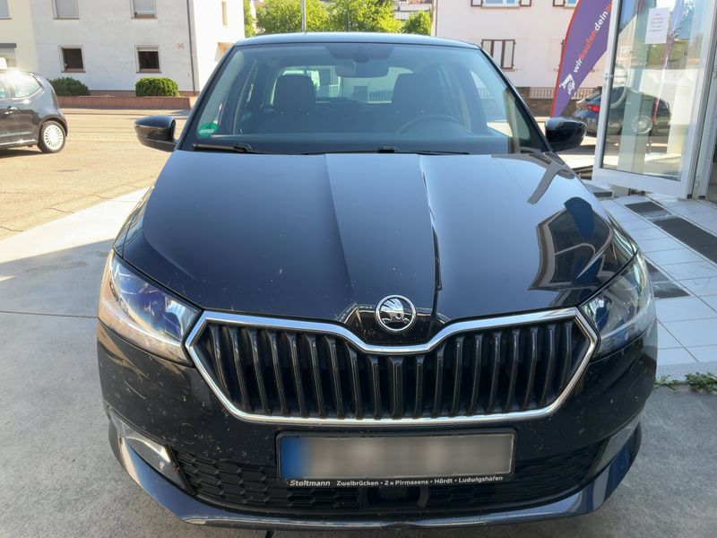 Skoda Fabia 1.0 TSI Clever — zdjęcie 9