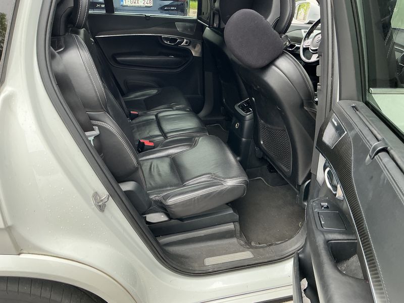 Volvo XC90 2.0 T6 Plug-in Hybrid R-Design AWD — zdjęcie 14