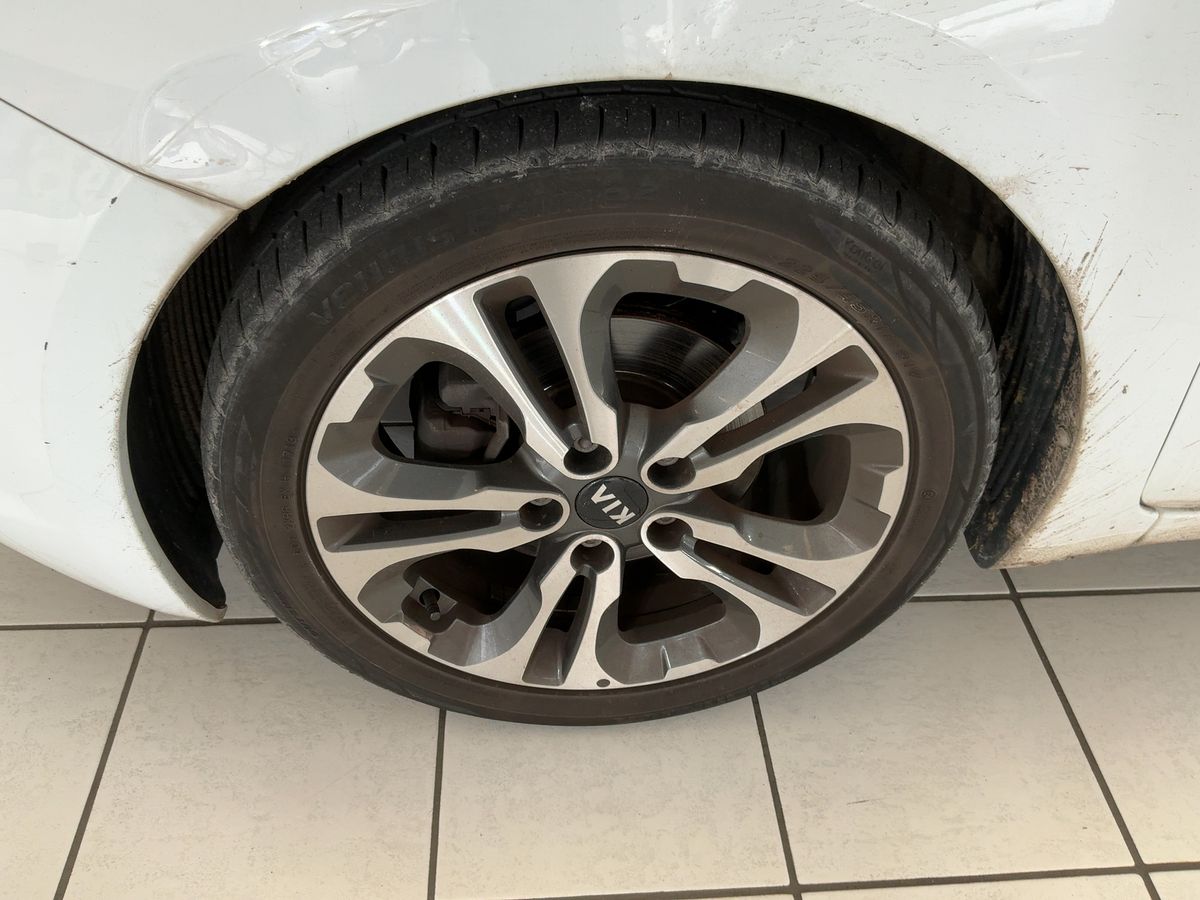 Kia pro_cee'd 2013 — photo 4