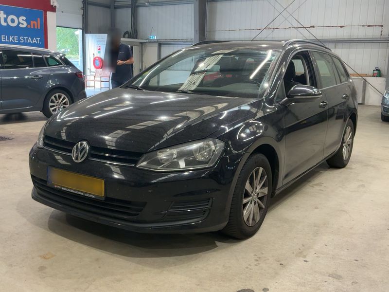 Golf VII 1.6 TDI Comfortline Blue