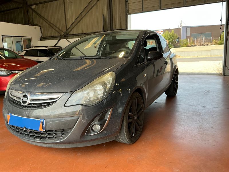Opel Corsa 1.4 Color Edition