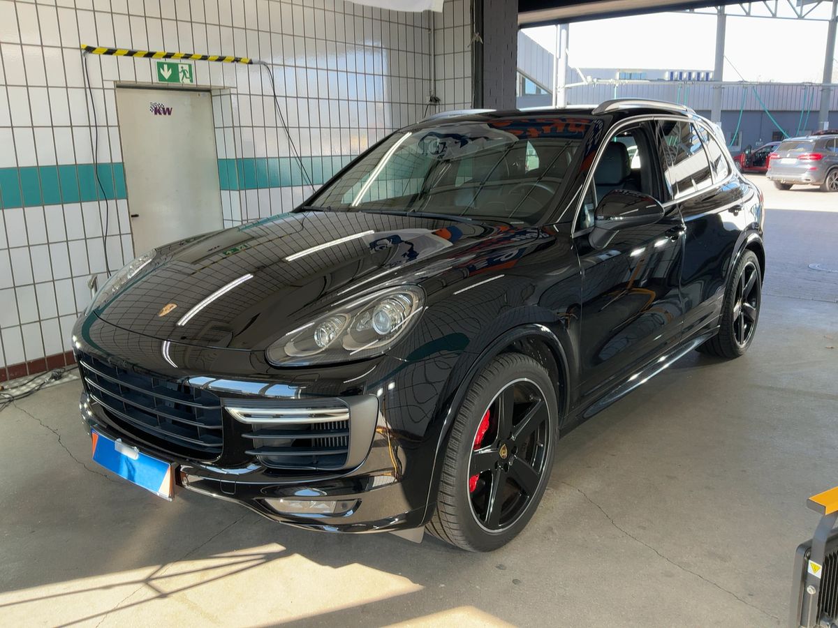 Porsche Cayenne 2015
