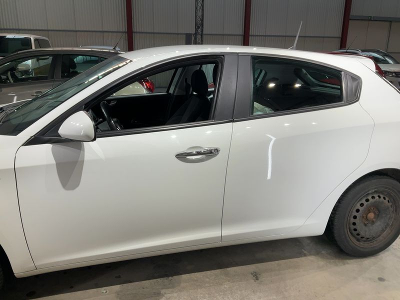 Alfa Romeo Giulietta 1.4 Turbo Impression — zdjęcie 4