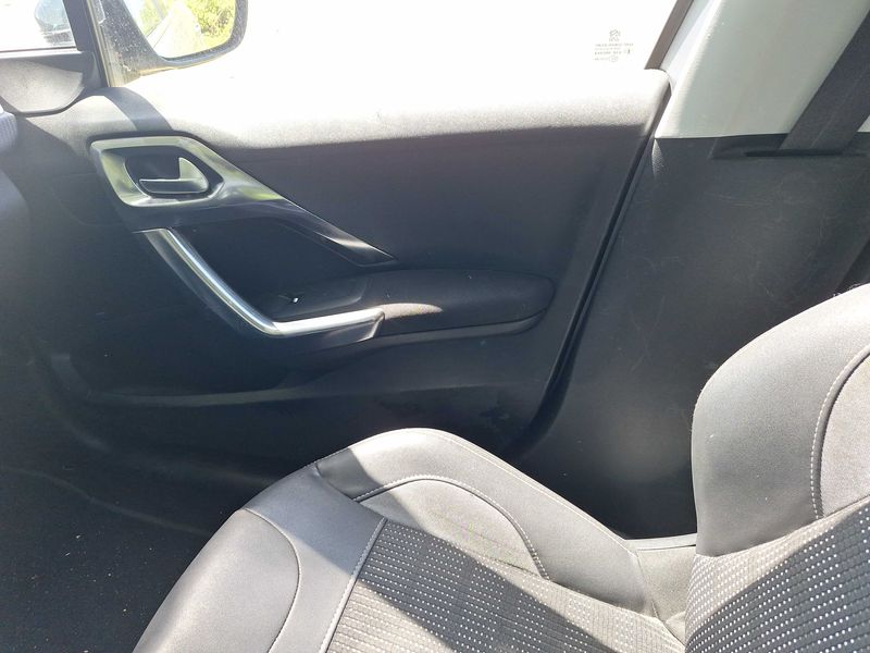 Peugeot 2008 1.6 Allure 2013 – снимка 57