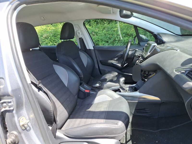 Peugeot 2008 1.6 Allure 2013 – снимка 10