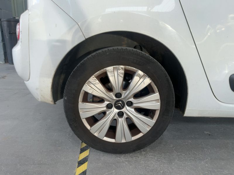Citroen C3 Picasso 1.6 HDi Exclusive 2015 – снимка 9