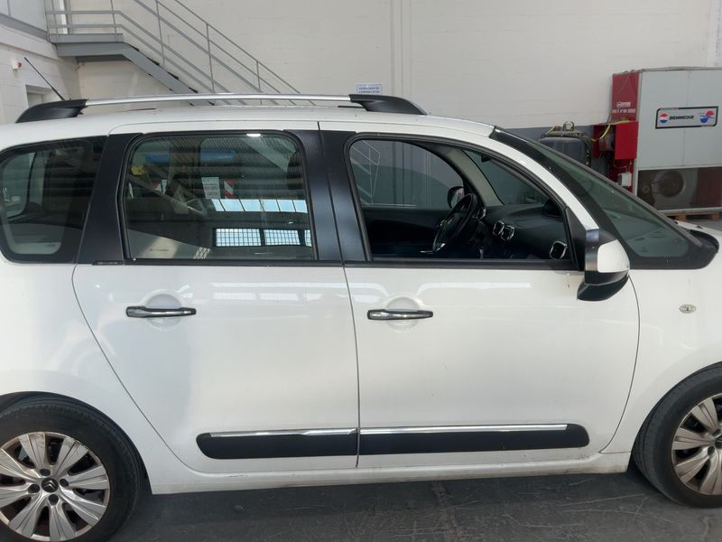 Citroen C3 Picasso 1.6 HDi Exclusive 2015 – снимка 10
