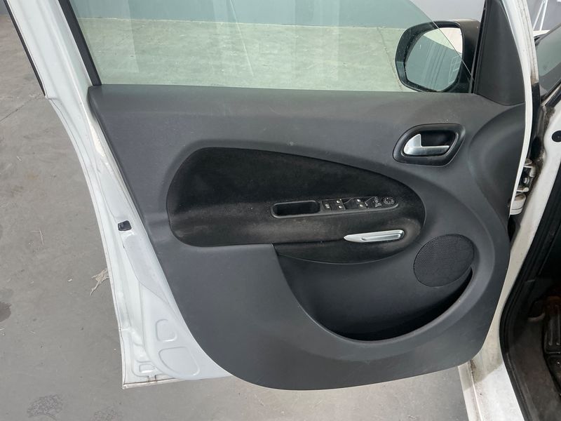 Citroen C3 Picasso 1.6 HDi Exclusive 2015 – снимка 25