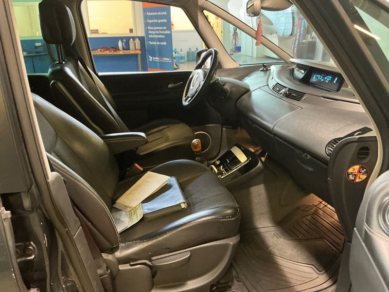Renault Grand Espace 2.0 dCi Espace Avantage — zdjęcie 3