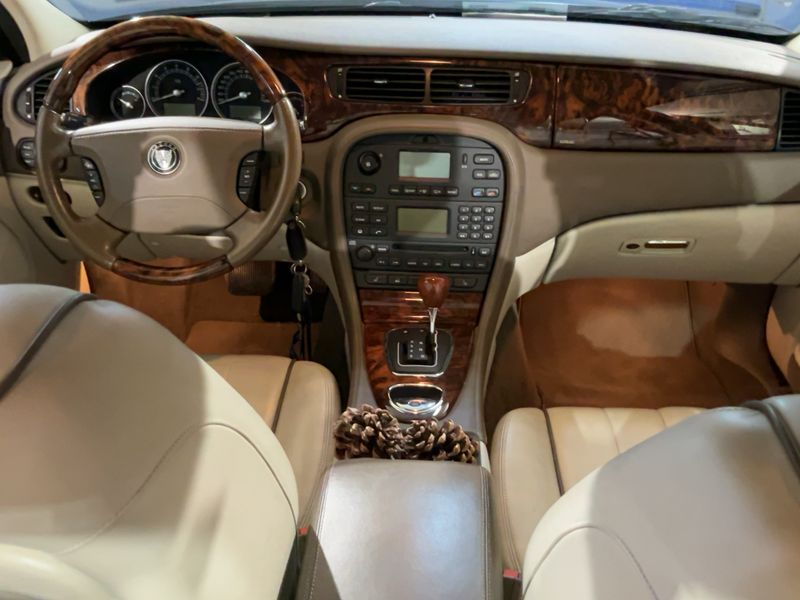 Jaguar S-TYPE 3.0 V6 Executive — zdjęcie 12