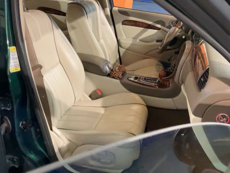 Jaguar S-TYPE 3.0 V6 Executive — zdjęcie 11