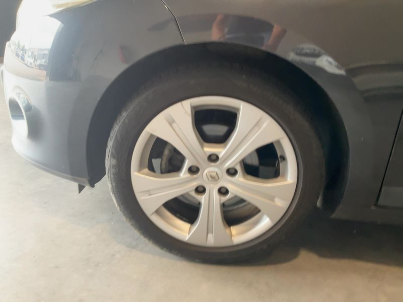Renault Megane 1.4 TCe Dynamique 2010 – снимка 3