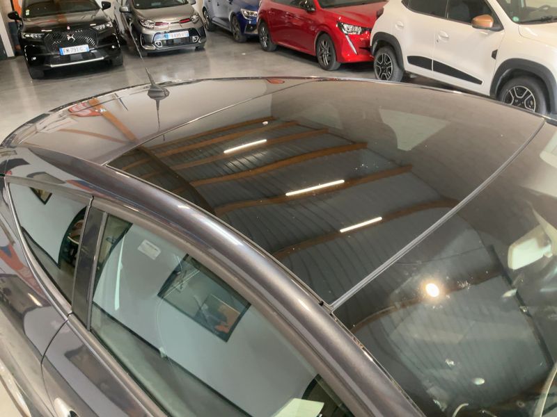 Renault Megane 1.4 TCe Dynamique 2010 – снимка 13