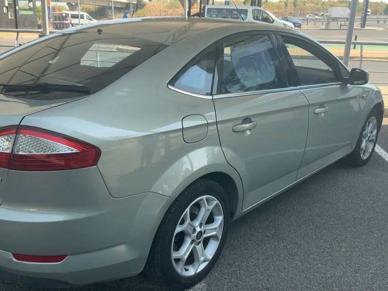 Ford Mondeo 2.0 TDCi Titanium — zdjęcie 6