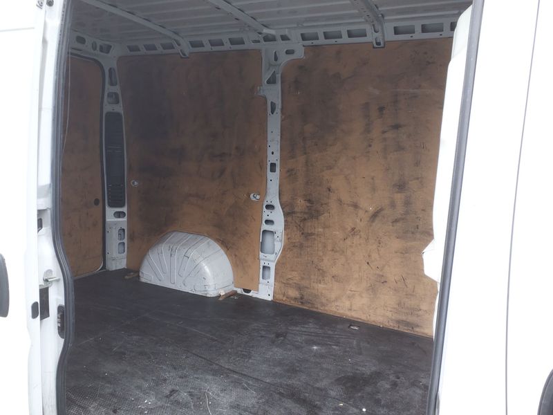 Peugeot Boxer 2.2 Blue-HDi 335 L2H2 140 Stop&Start — zdjęcie 12