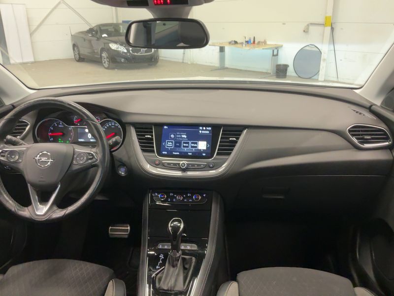 Opel Grandland X 1.2 Turbo Ultimate — zdjęcie 12