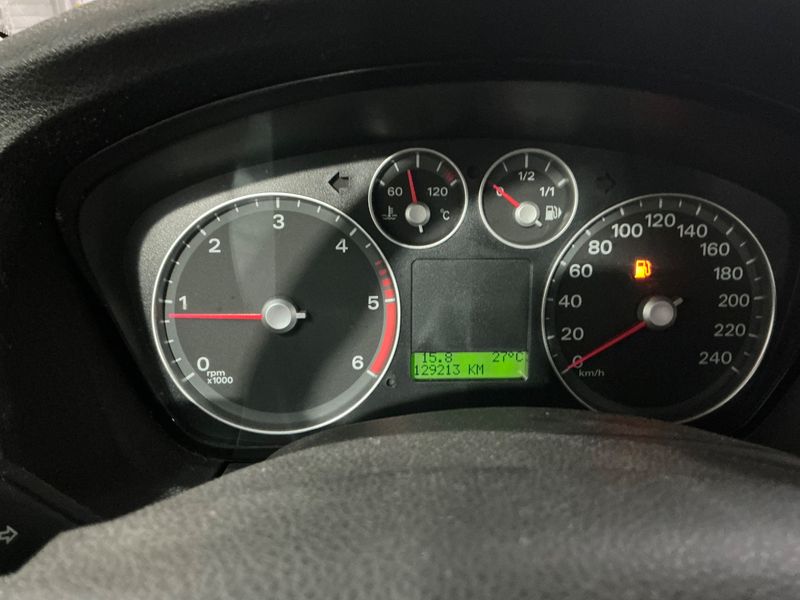Ford Focus 1.6 TDCi Trend — zdjęcie 4
