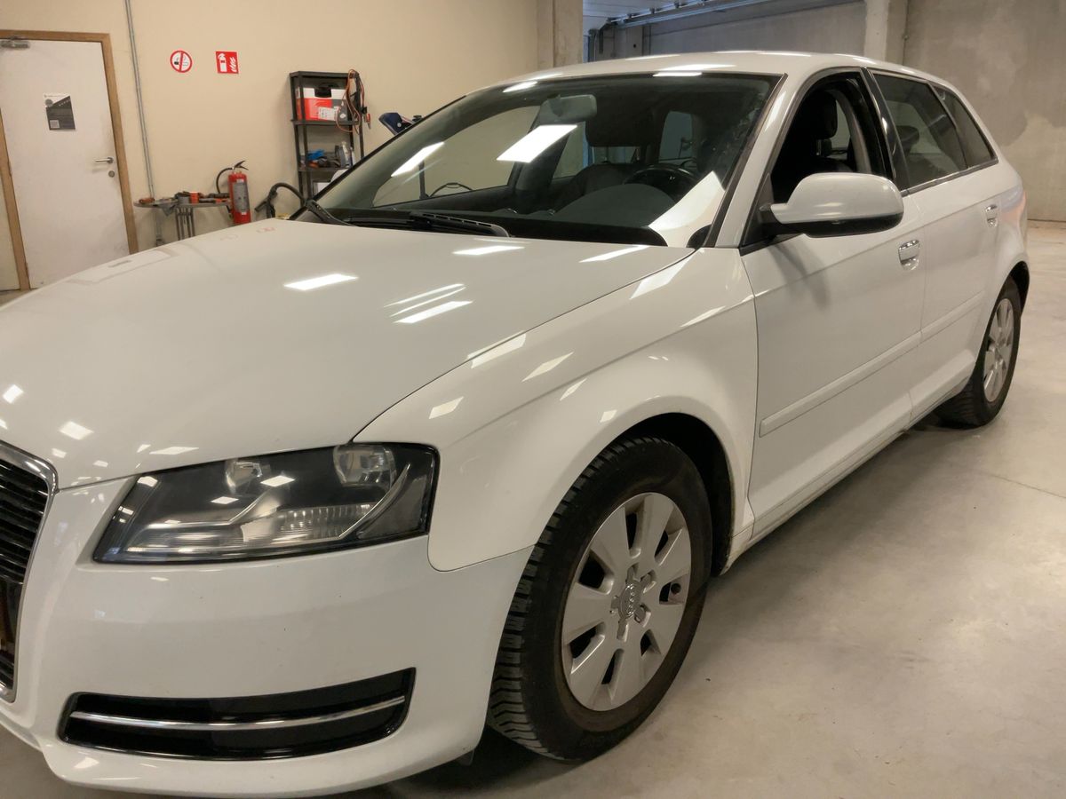 Audi A3 1.6 TDIe Attraction