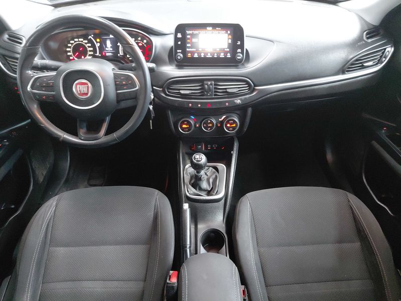 Fiat Tipo 1.4 Turbo Lounge — zdjęcie 11
