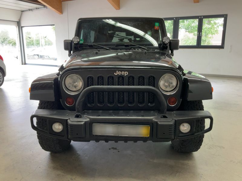 Jeep Wrangler Unlimited 2.8 CRD Sahara — zdjęcie 9