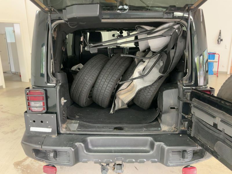 Jeep Wrangler Unlimited 2.8 CRD Sahara — zdjęcie 10
