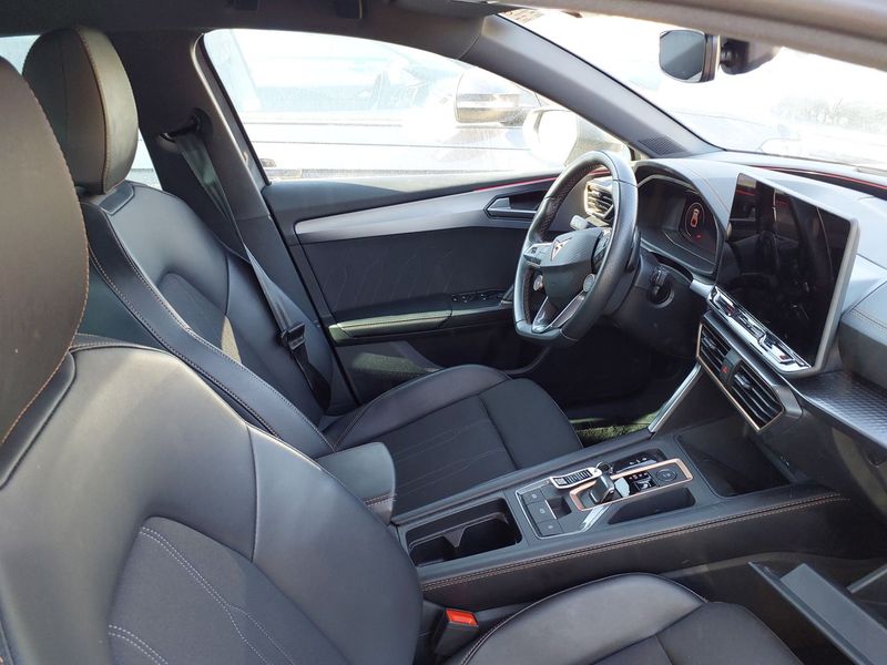 Cupra Leon 1.5 e-HYBRID — zdjęcie 11