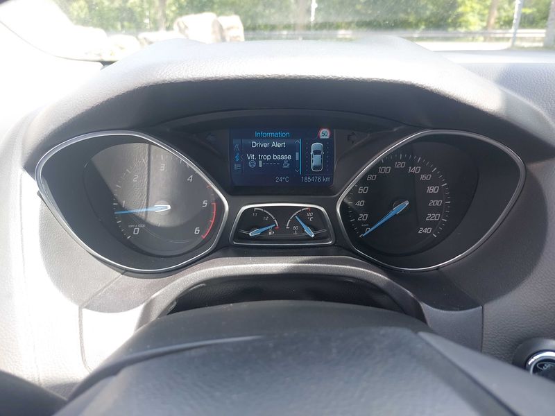 Ford Focus 1.6 TDCi Titanium — zdjęcie 12