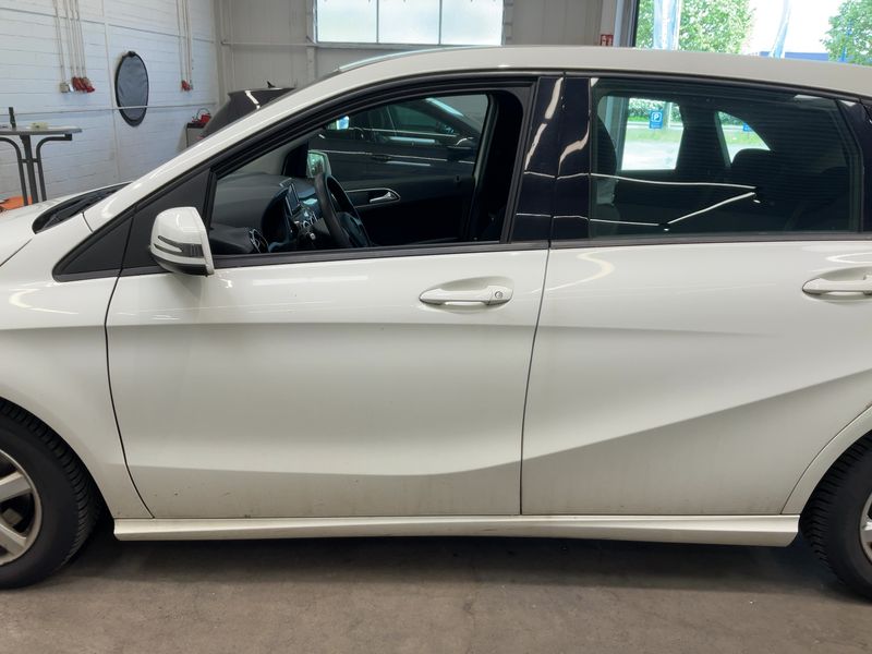 Mercedes-Benz B-Klasse B 180 CDI — zdjęcie 4