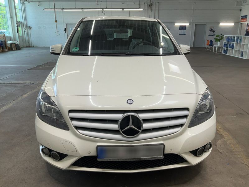 Mercedes-Benz B-Klasse B 180 CDI — zdjęcie 9