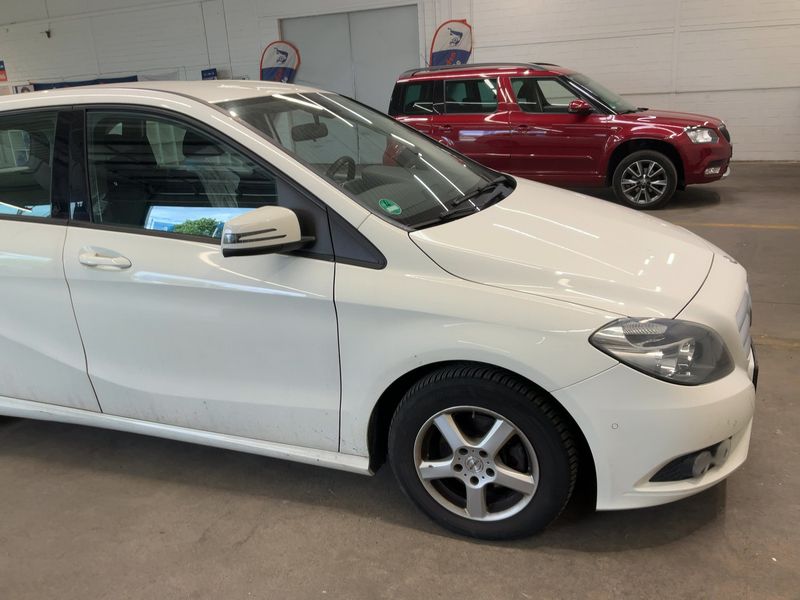 Mercedes-Benz B-Klasse B 180 CDI — zdjęcie 8