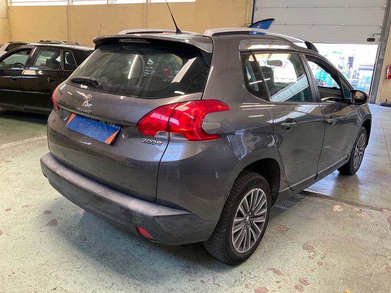 Peugeot 2008 1.2 VTi Active 2013 – снимка 2