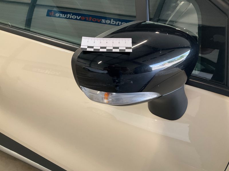 Renault Captur 1.2 TCe Zen 2014 – снимка 24