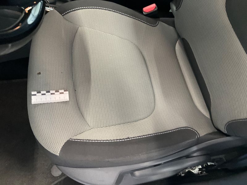 Renault Captur 1.2 TCe Zen 2014 – снимка 26