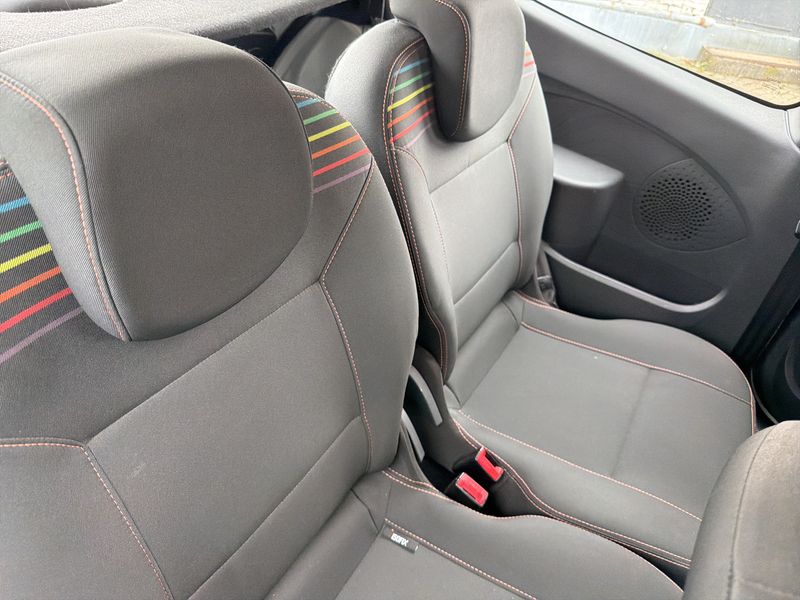 Renault Twingo 1.2 Paris — zdjęcie 12