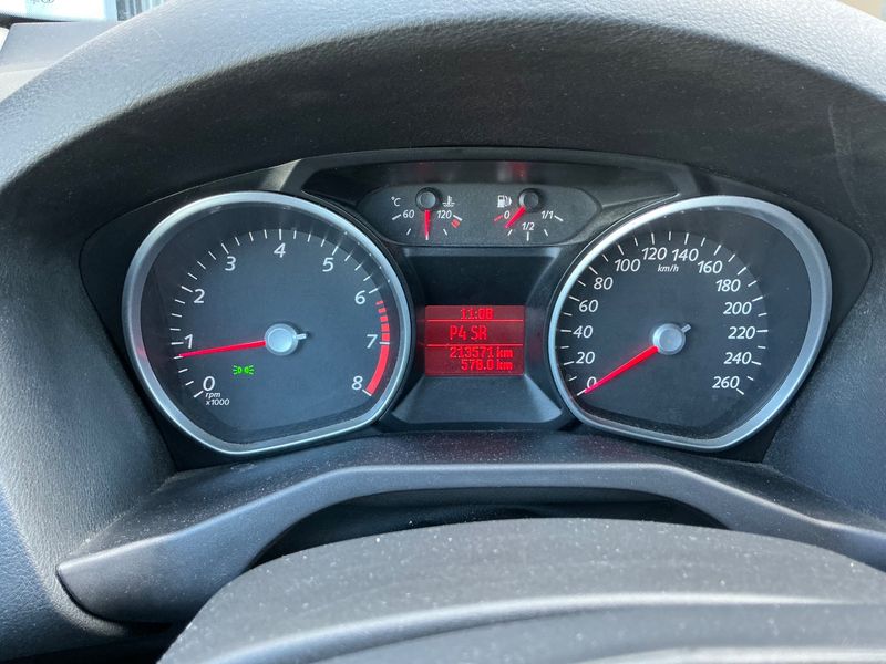 Ford Mondeo 2.0 Flexifuel Trend — zdjęcie 4