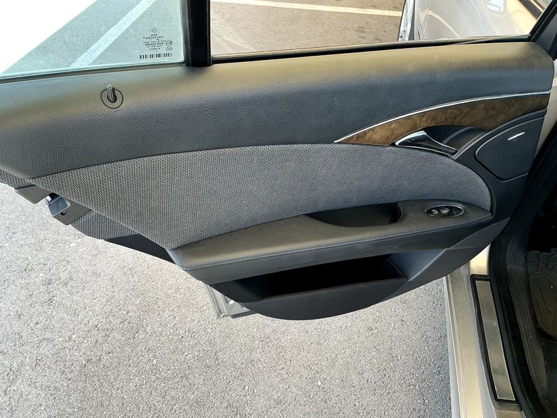 Mercedes-Benz E-Klasse E 320 CDI Avantgarde 2007 – снимка 37